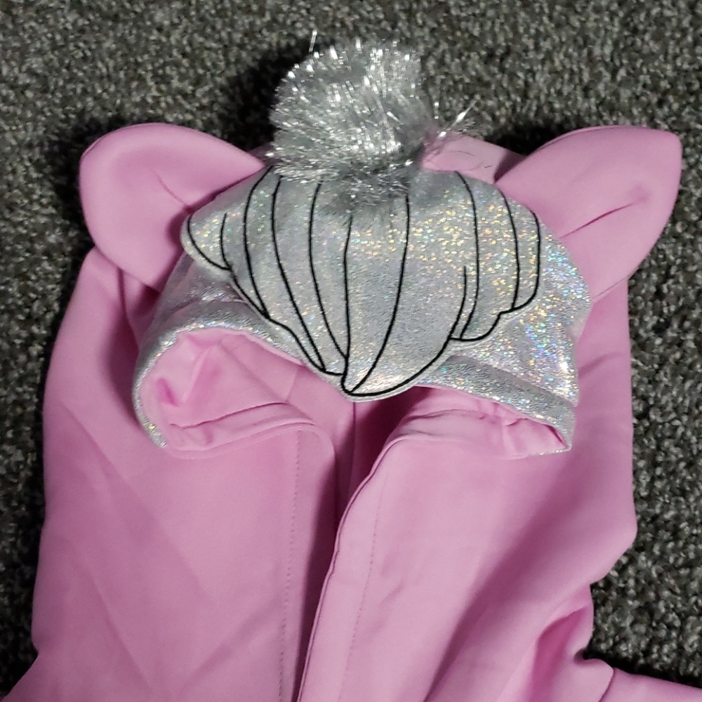 New! L.O.L Surprise Exclusive Hooded Dress! - Picture 3 of 8